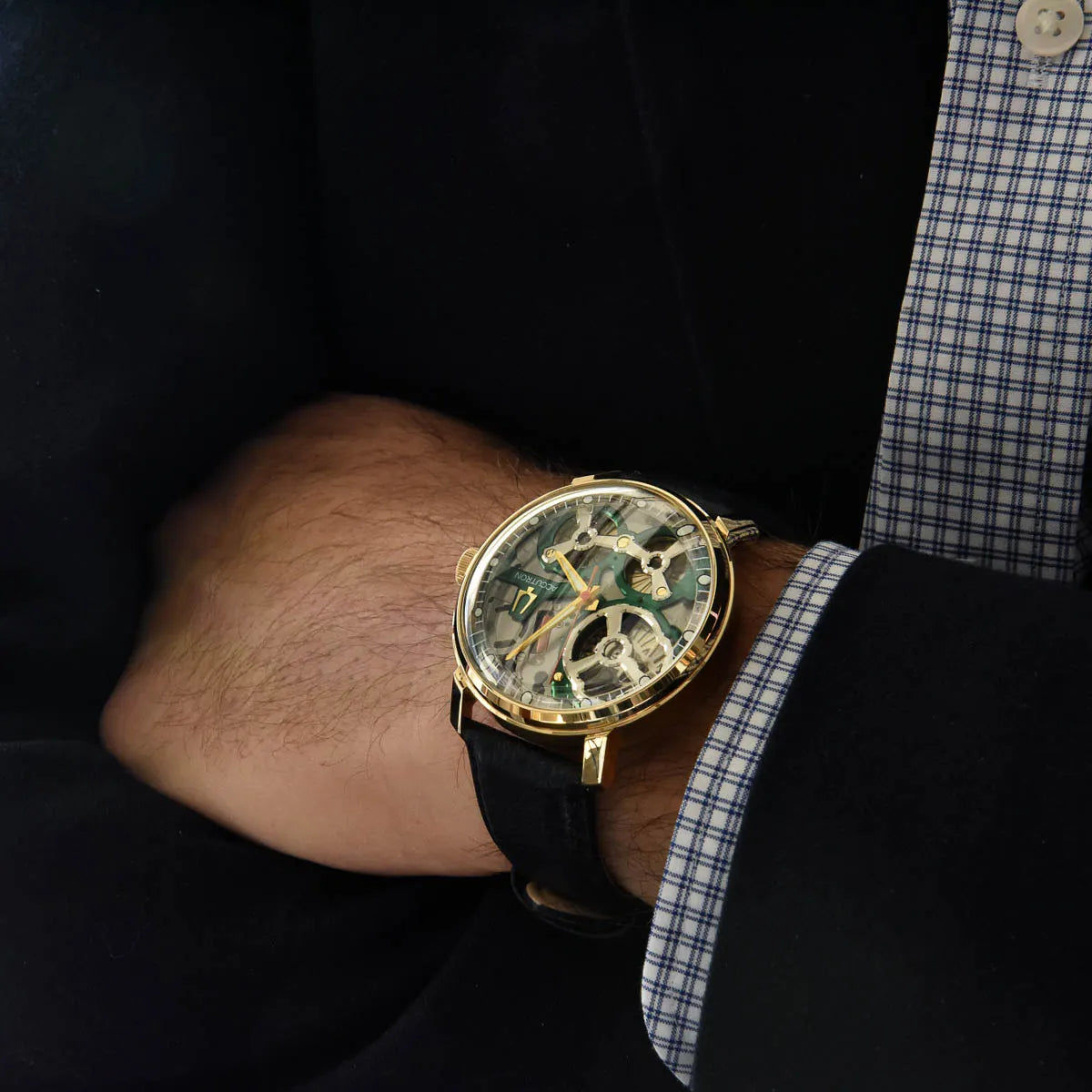 Bring Retro Into the 21st Century: The Accutron Spaceview 2020