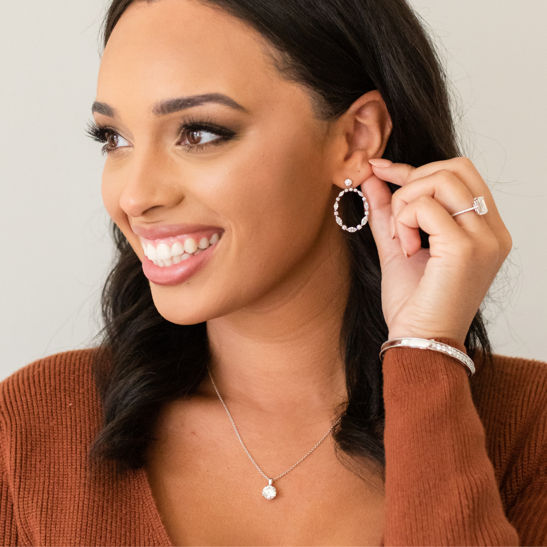the minimalist's guide to jewelry