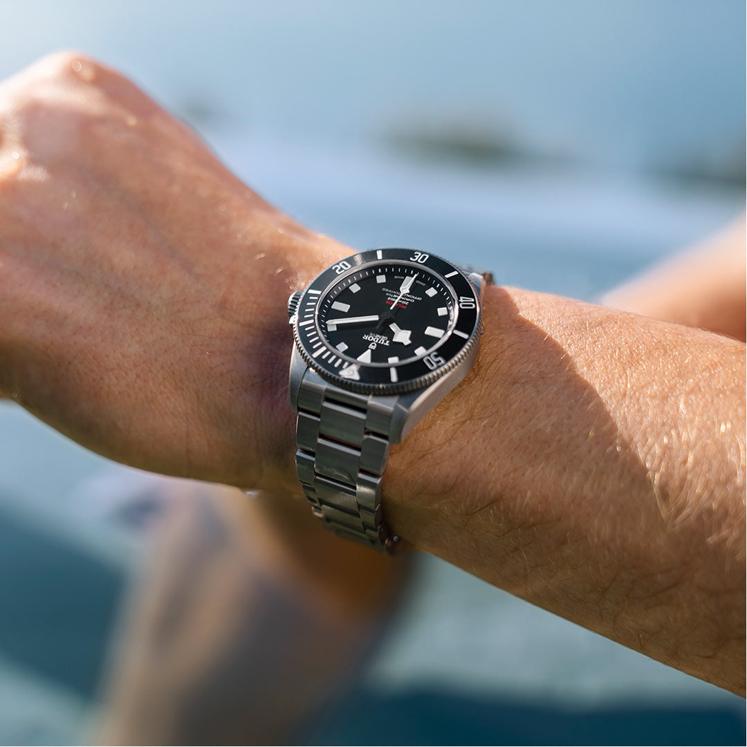 things to know when buying a dive watch