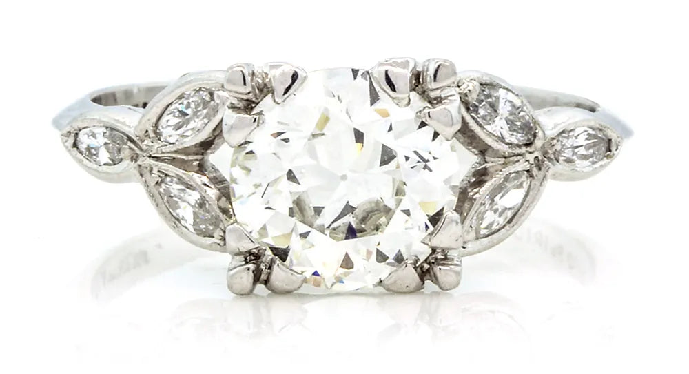 Vintage Engagement Rings 101: Tips & Tricks for Selecting the Perfect Ring