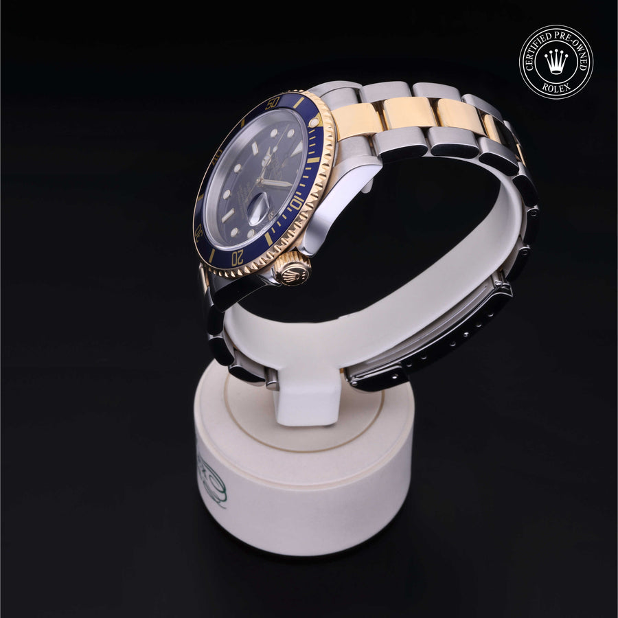 Oyster Perpetual  Submariner Date