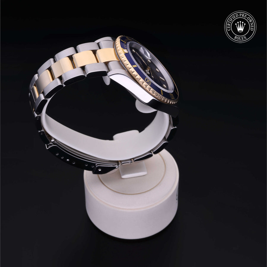 Oyster Perpetual  Submariner Date