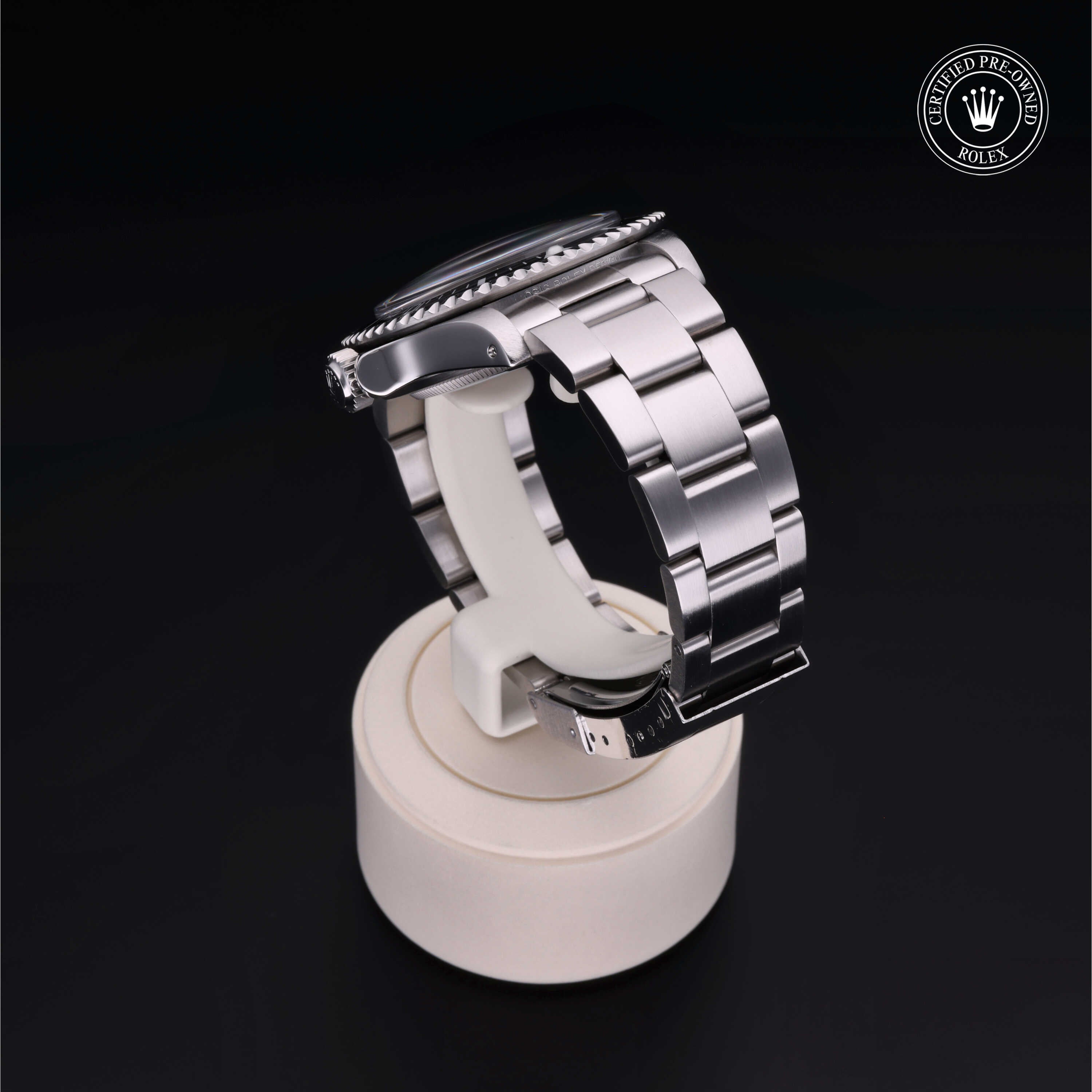 Oyster Perpetual Submariner