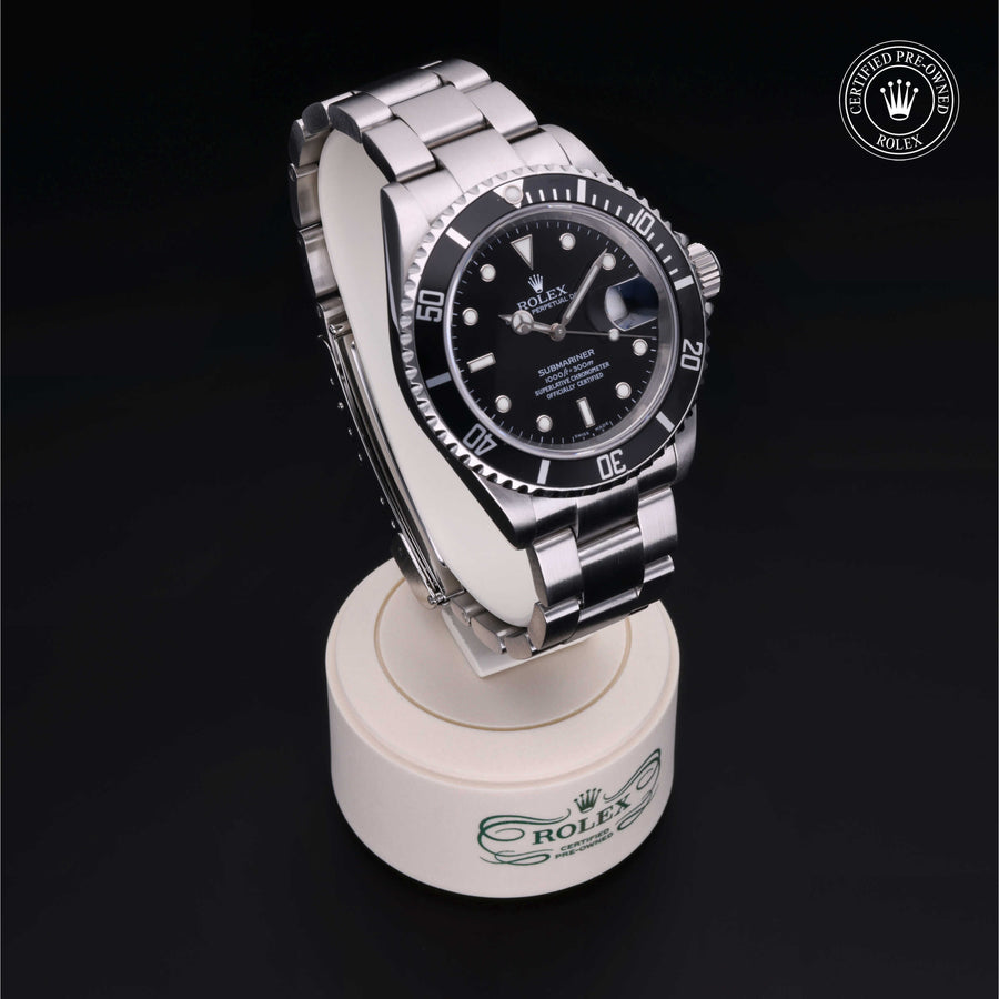 Oyster Perpetual  Submariner Date