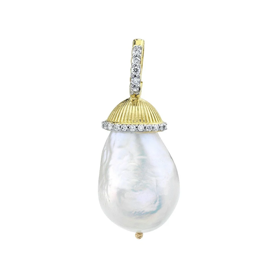 0.11ct Diamond and Baroque Pearl Pendant in 18K Yellow Gold, without chain