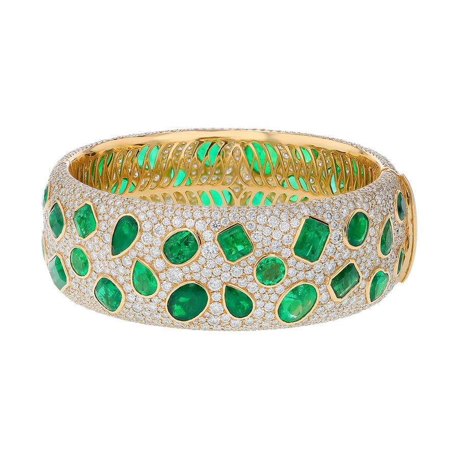 39.11ct Colombian Emerald and 23.18ct Diamond Bracelet in 18K Yellow Gold