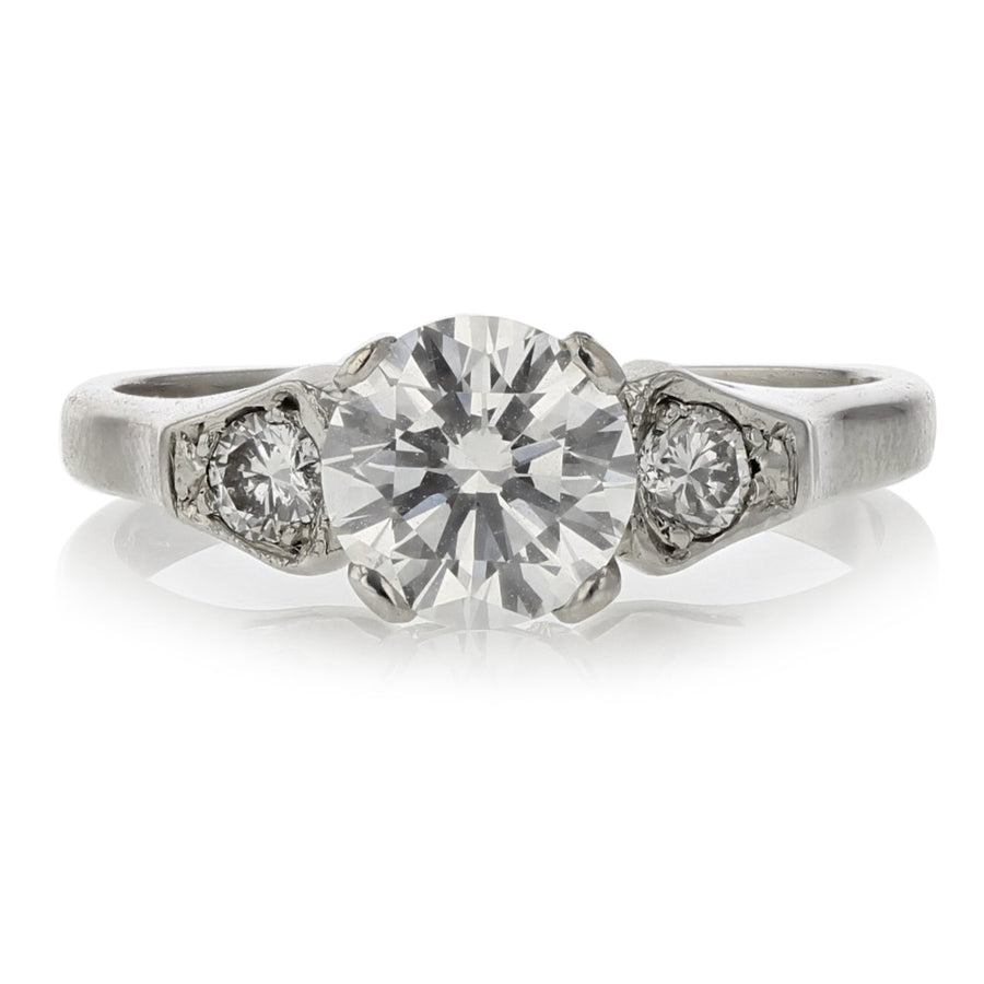 Round Brilliant Diamond 3-Stone Ring in Platinum