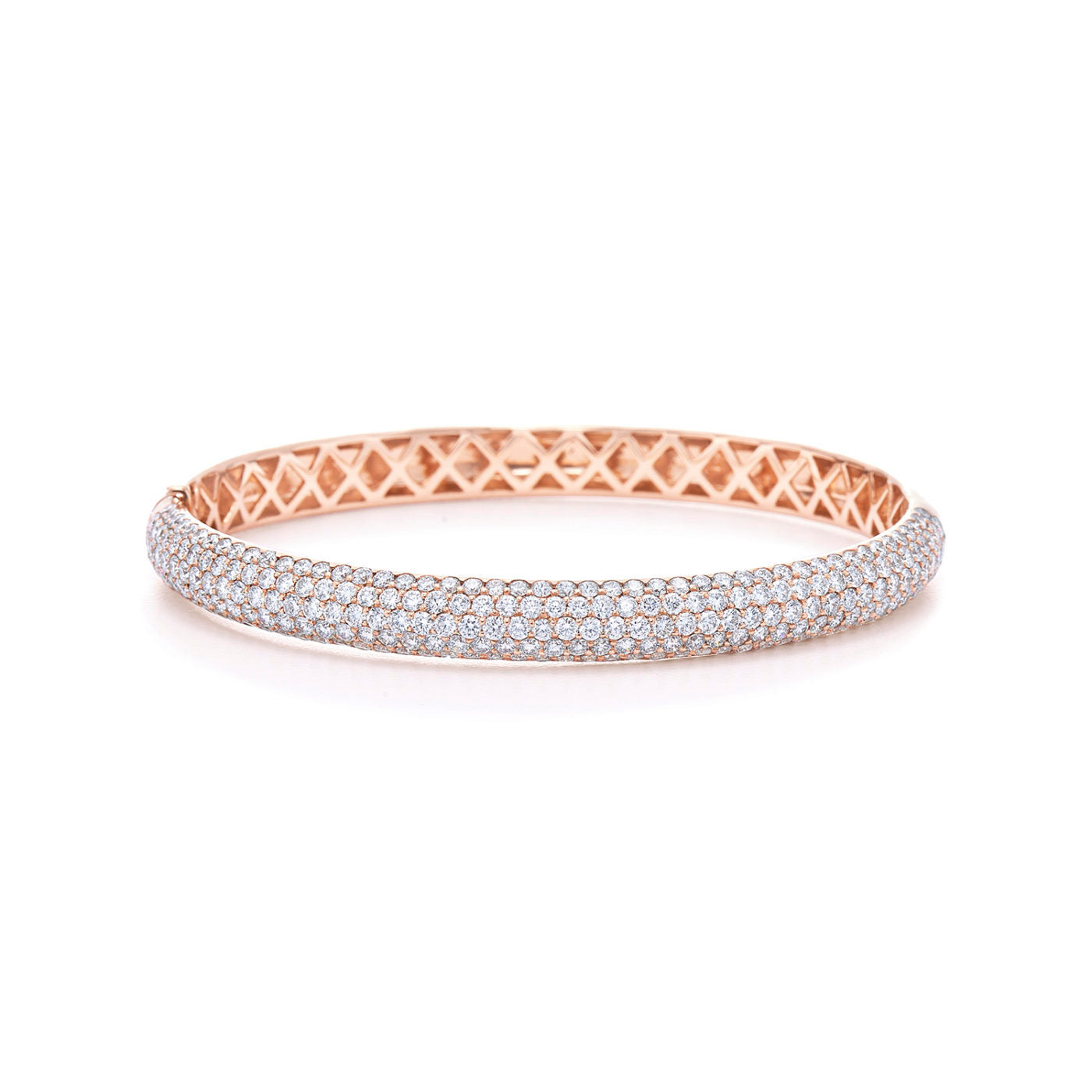 A bangle bracelet made of 18K rose gold, featuring diamonds
