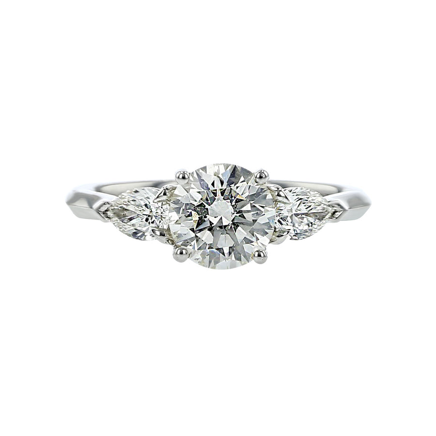 18K Gold Brilliant-Cut Diamond Engagement Ring