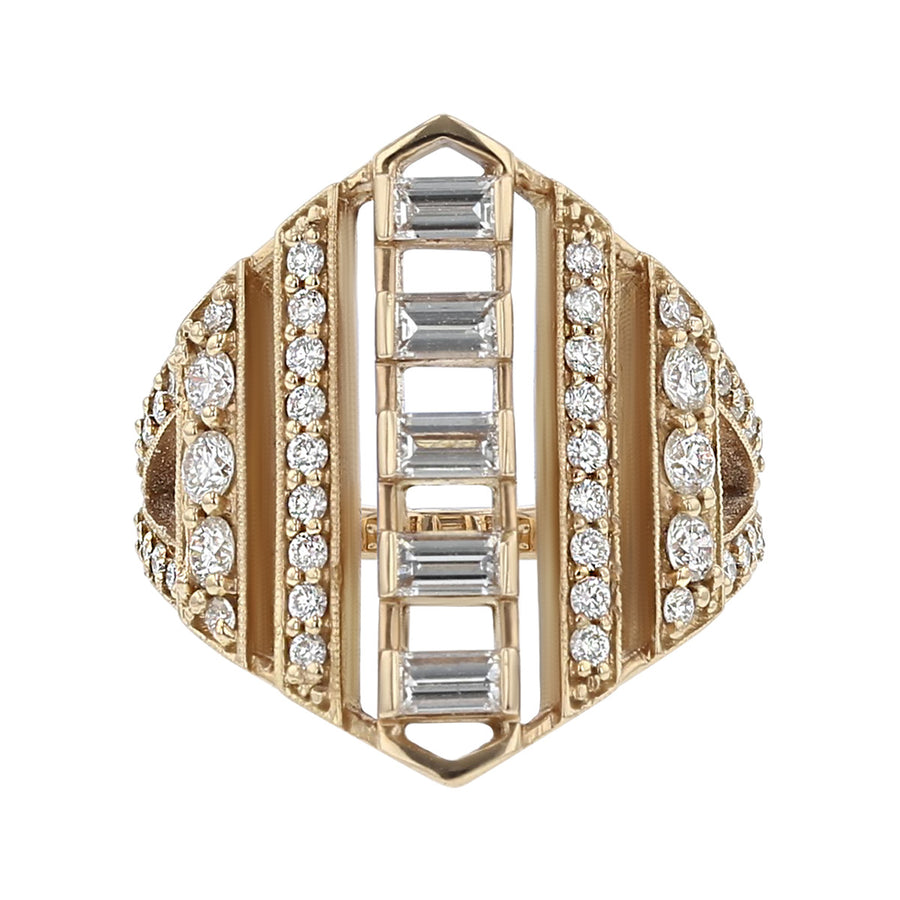 Moderne Ring with Baguette and Round Brilliant Cut Diamonds