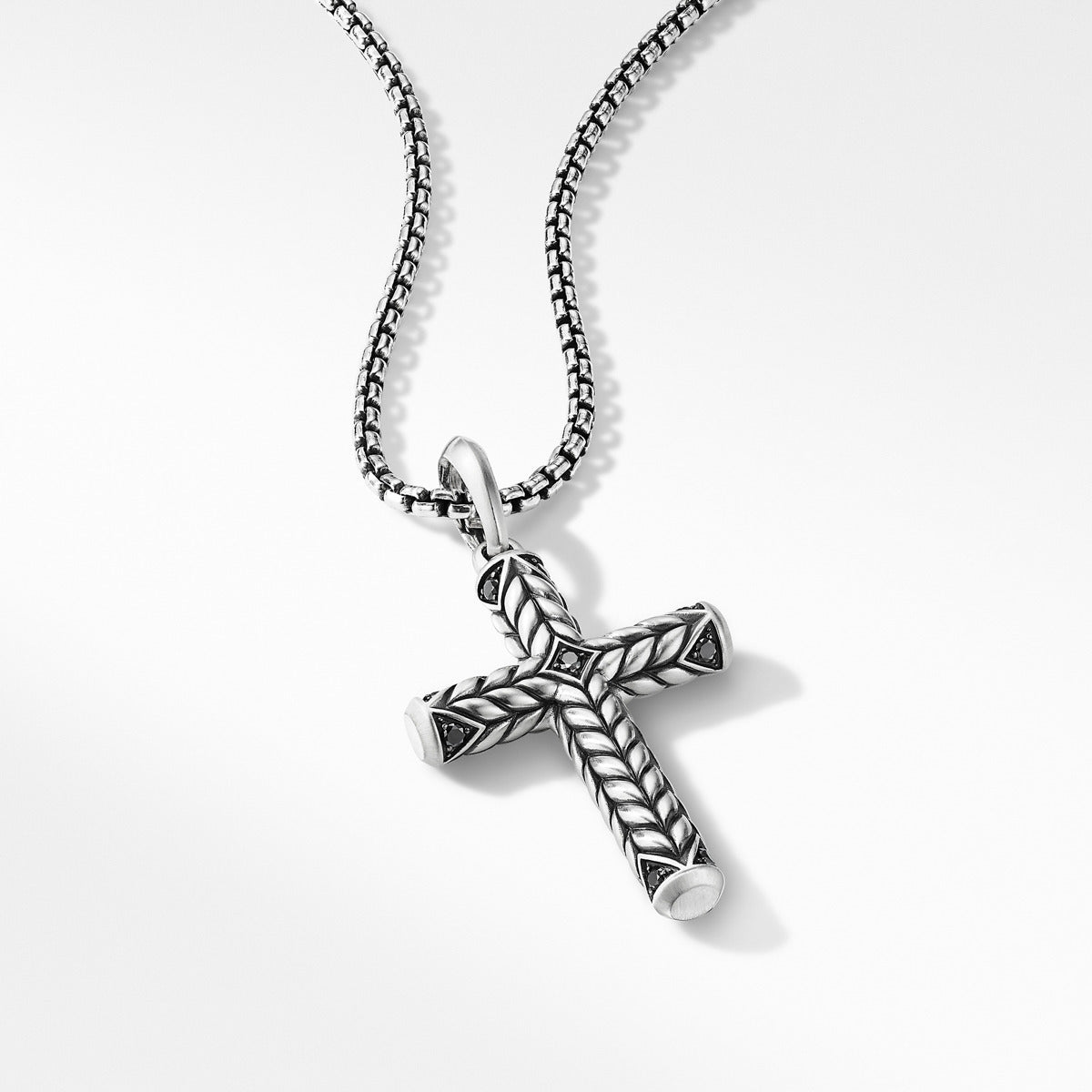 CHEVRON store CROSS PENDANT WITH PAVÉ DIAMONDS