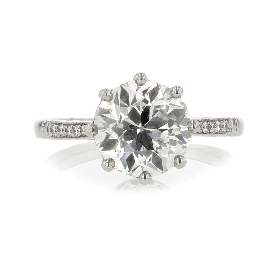 Platinum Diamond Engagement Ring with Diamond Shoulders